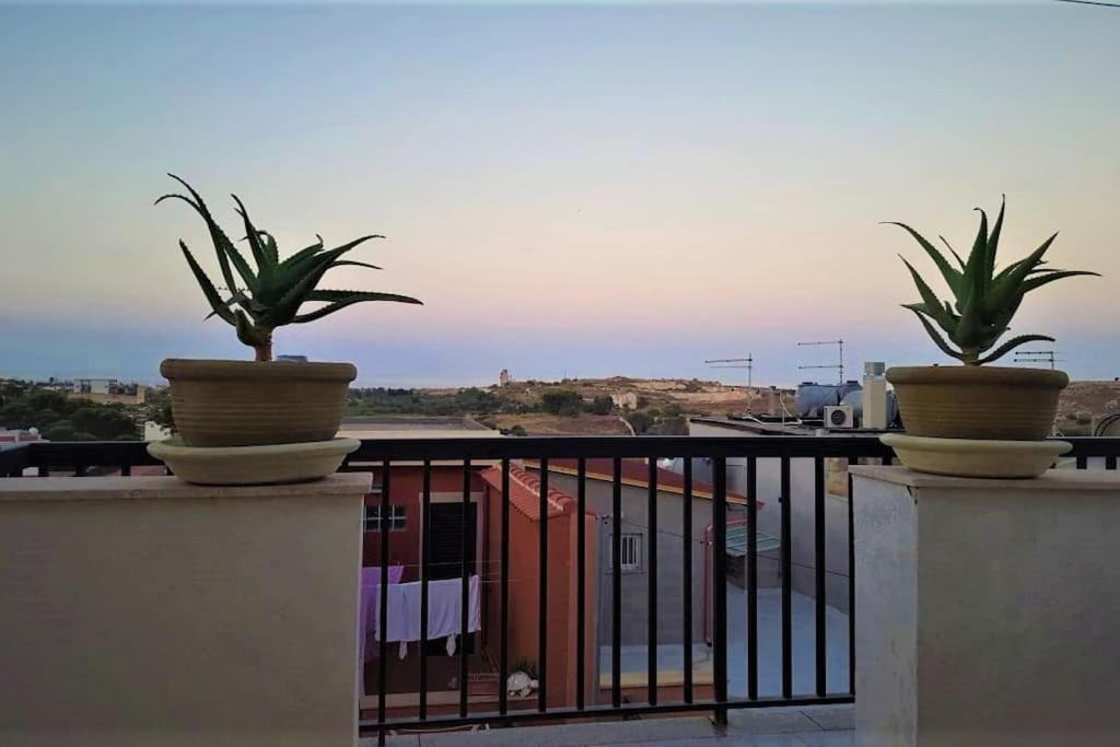 Апартаменти La Terrazza Di Mariel Пакіно Екстер'єр фото